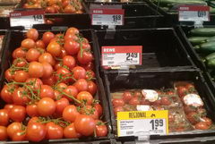 Prices at stores in Berlin in Germany, tomatoes